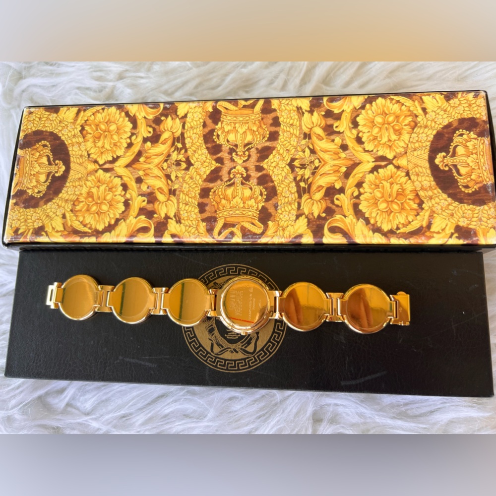 NWOT Gianni Versace Signature Medusa Head - Picture 4 of 5